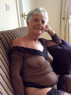 porn pics of uncompromisingly aged granny
